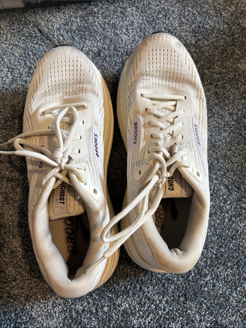 Brooks Women's Running Shoes in Cream with Light Lavender Accents